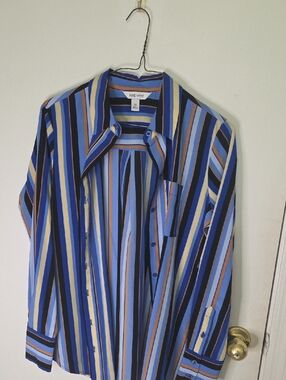 Nine West Blue Navy Cream Tan Striped Women’s Button-Up Shirt